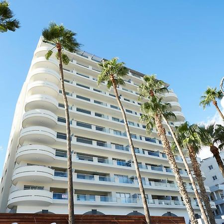 Finikoudes Luxury Apartments Larnaca Exterior photo